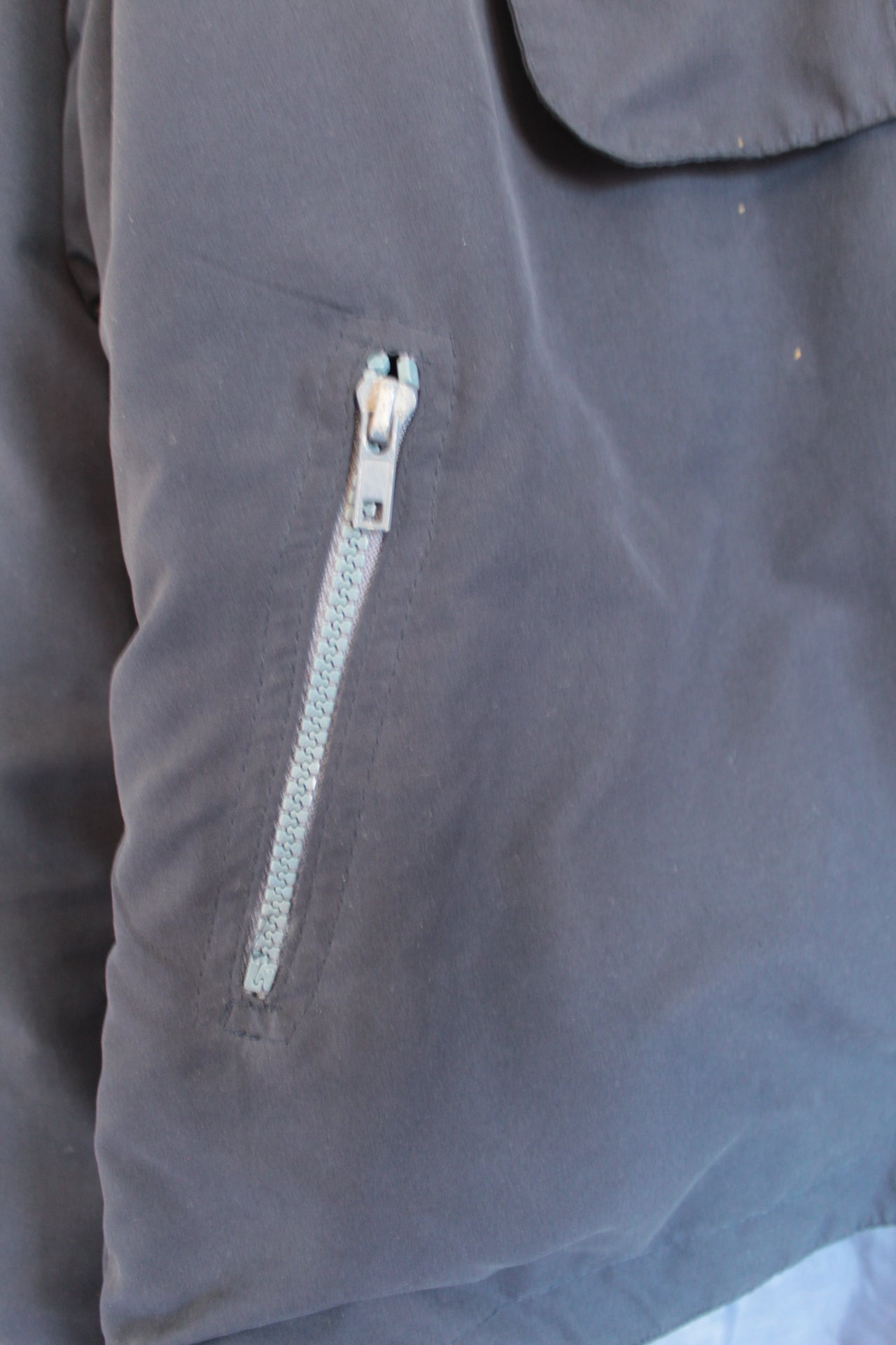 00s Anorak nylon jacket made in Turkey