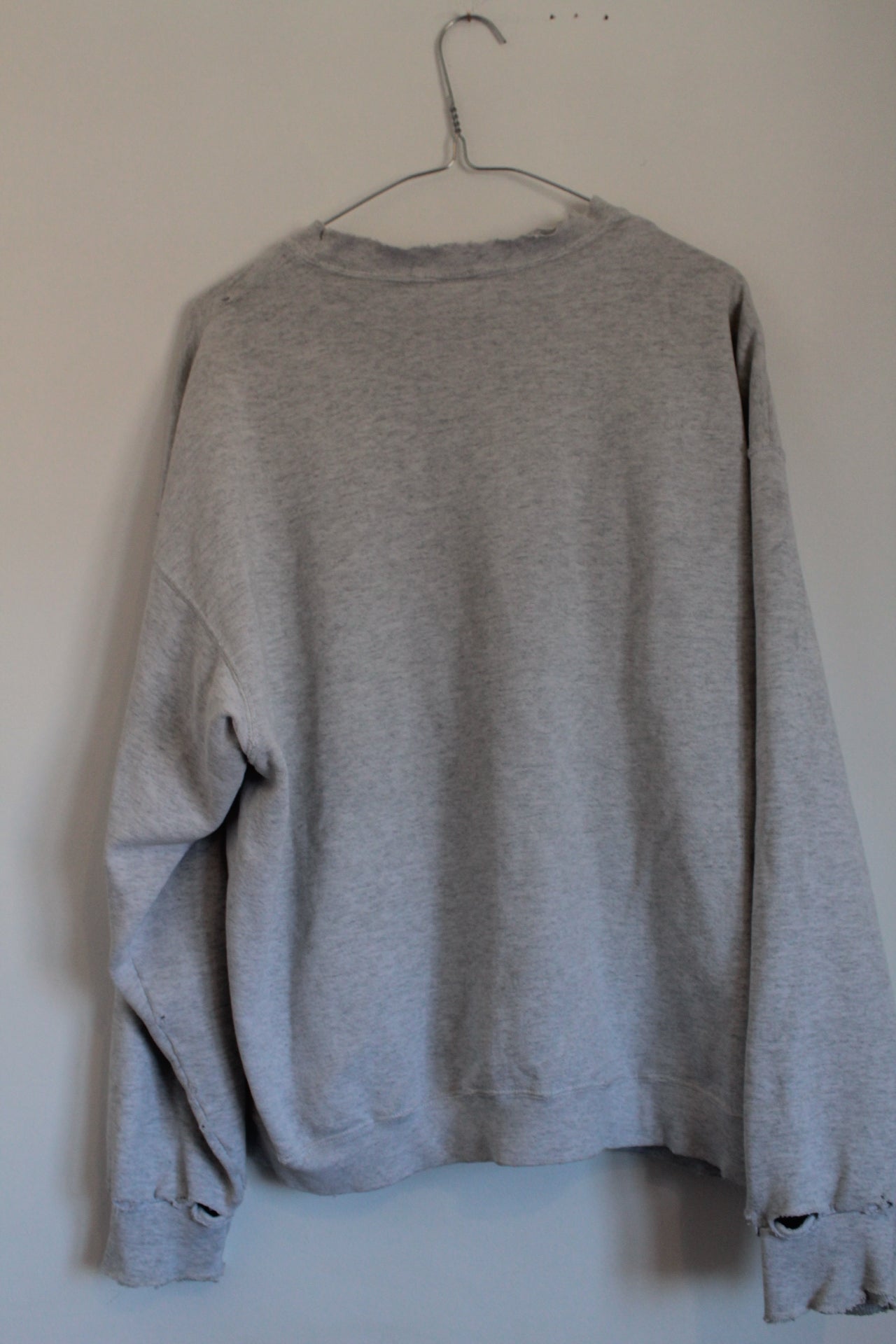 00s Sweatshirt with chest pocket
