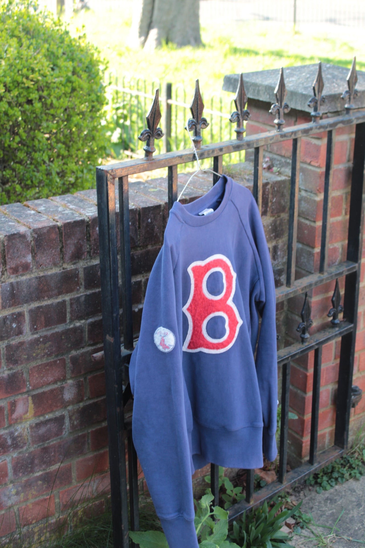 90s Boston Redsox sweatshirt